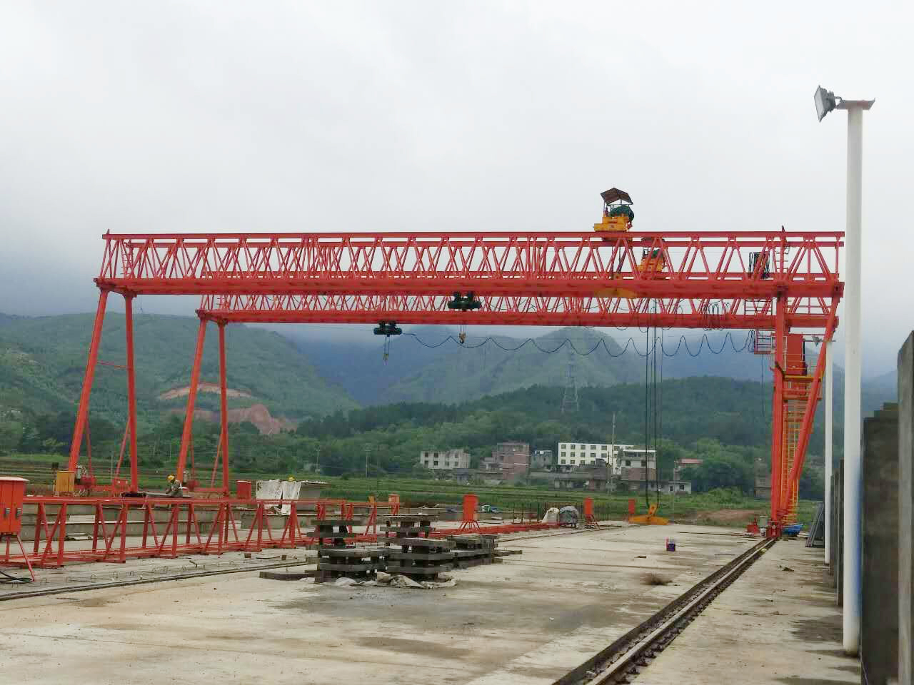 路橋門機(jī)